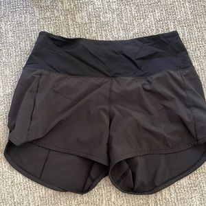 High rise Lululemon speed up shorts 4inch size 6